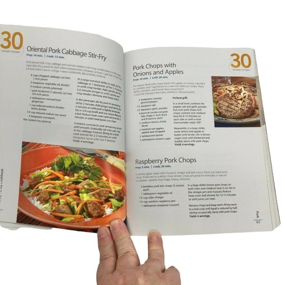 The Busy Family Cookbook : 370 Recipes for Weeknight Dinners 2008 - Picture 5 of 9